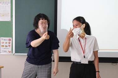 「おでかけ手話講座」を受講しました♪