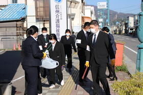 学外清掃を実施しました！