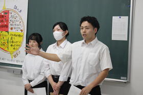 1年生：基礎実習報告会